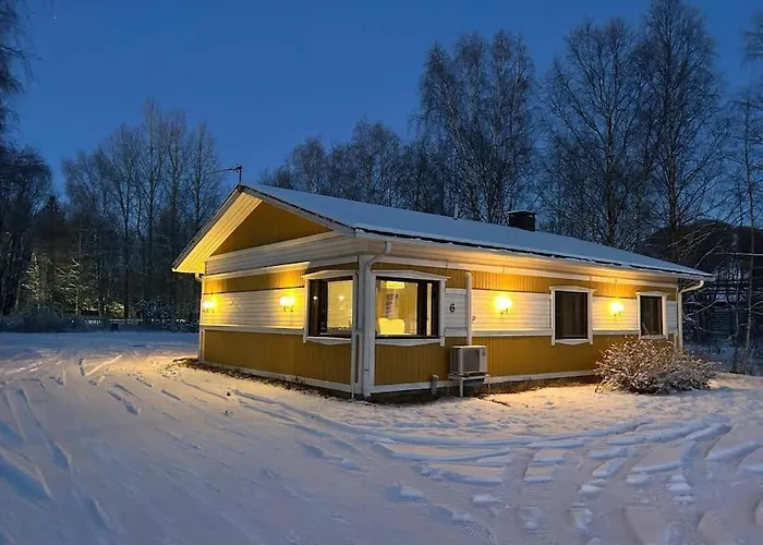 Traditional Nordic House With Sauna & Private Grillhut 로바니에미