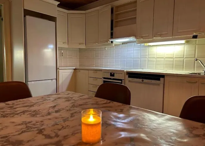 Traditional Nordic House With Sauna & Private Grillhut 빌라 로바니에미